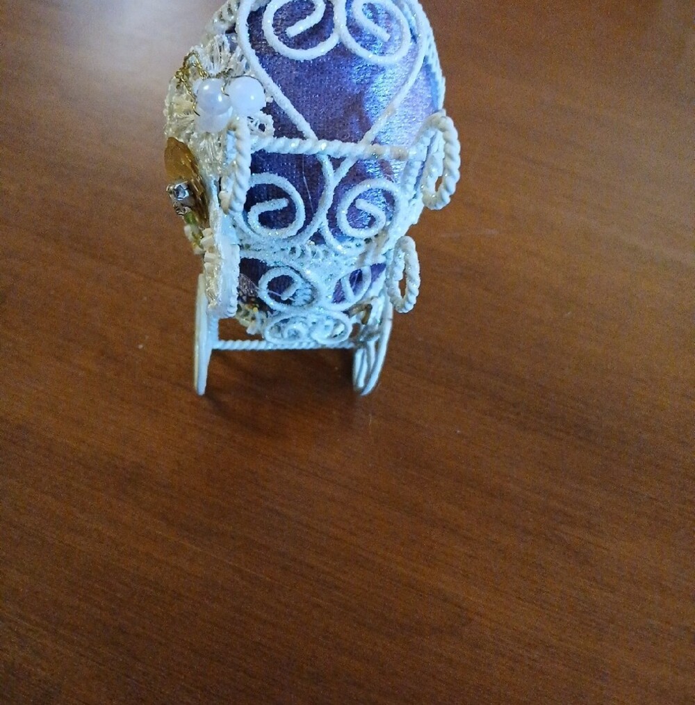 Unique Decorative Collectible Mini Stroller White Sparkles RARE Purple Velvet 4" - Picture 7 of 8